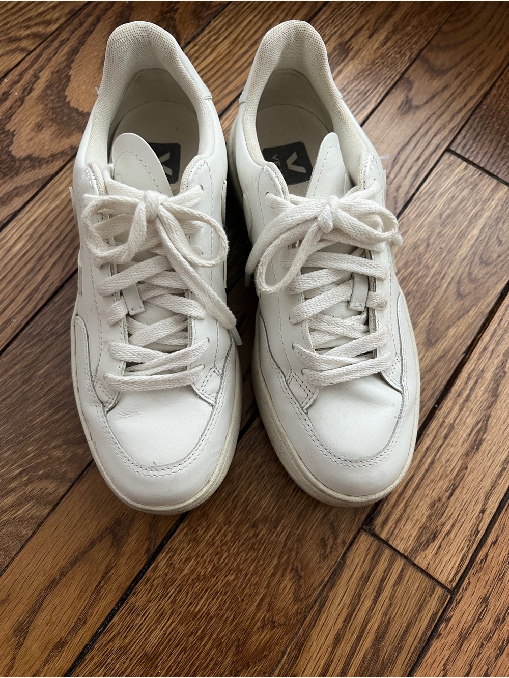 Veja V-12 size 360 us5